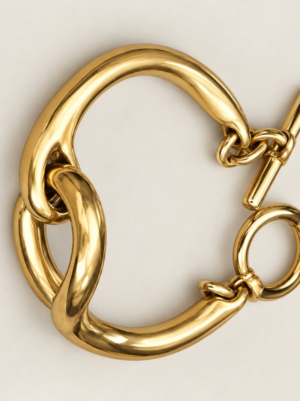 Chunky Gold Knot Toggle Bracelet